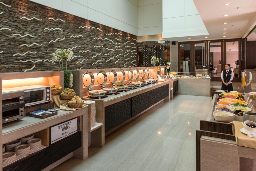 Taipung Suites Тайнань Экстерьер фото